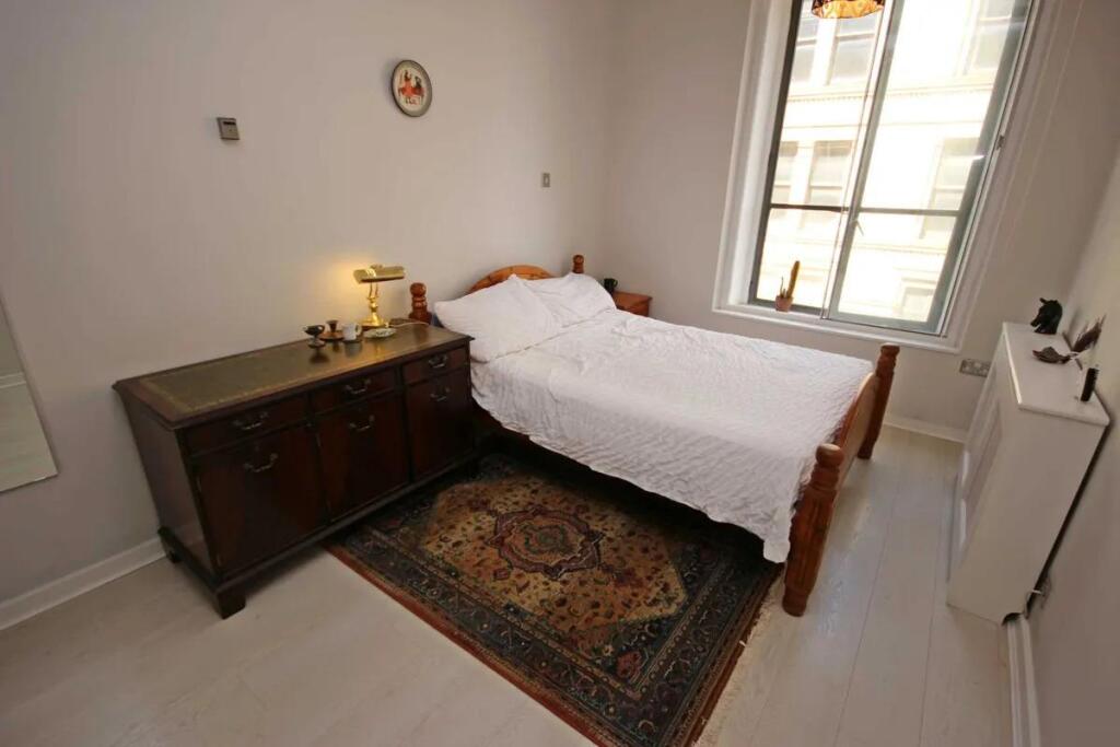 Apartment in Manchester - More