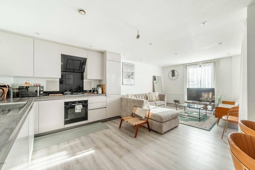 Main image of property: High Street, Harrow, Middlesex, HA3