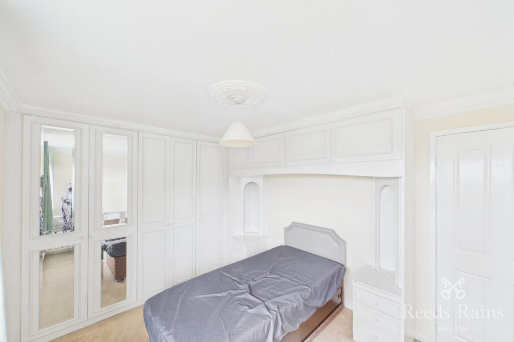 Apartment in Rotherham, South Yorkshire - View 4
