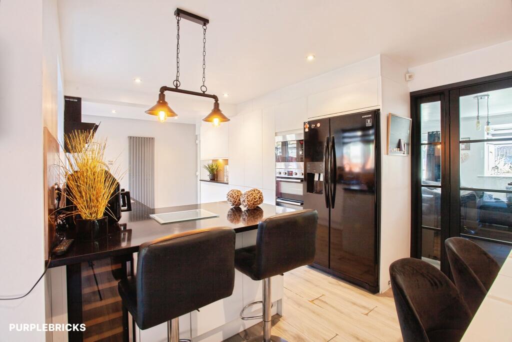 House in Rotherham, South Yorkshire - View 2