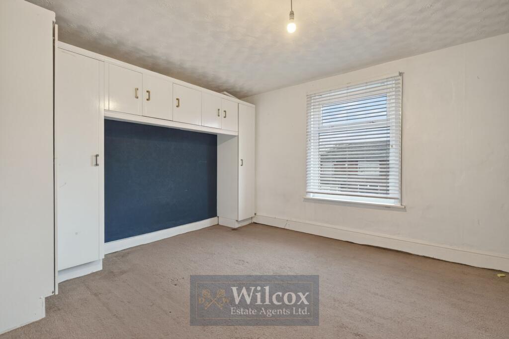 Thicketford Road, Bolton, BL2 photo 4