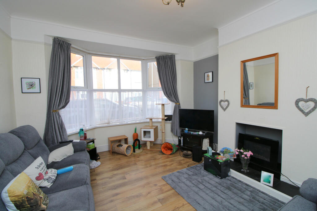 Sandringham Avenue, Rhyl, Denbighshire, LL18 photo 4