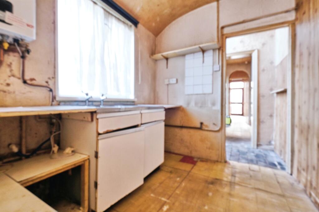 House in Kidderminster, Aggborough - More