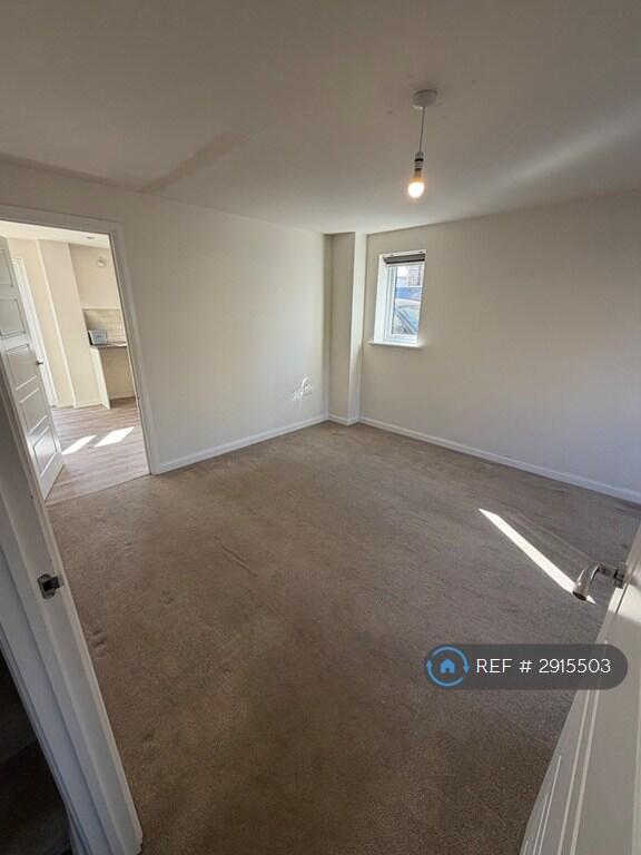 Harlequin Crescent, Bedford, MK42 - View 4