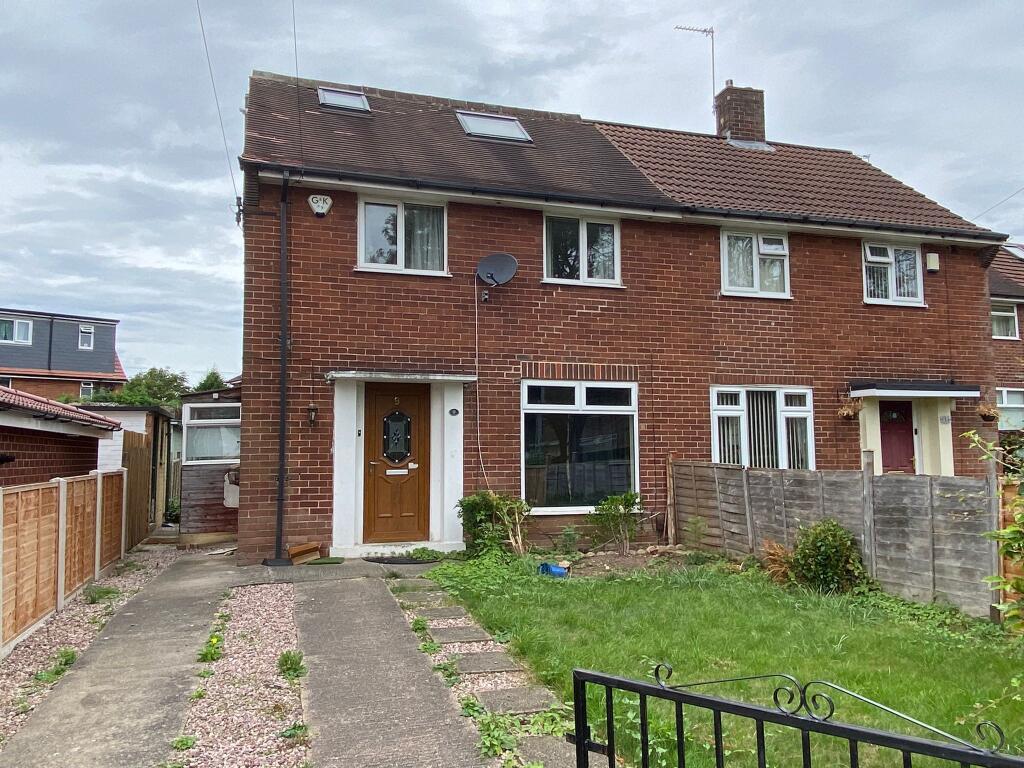 Main image of property: Sandringham Green, Leeds