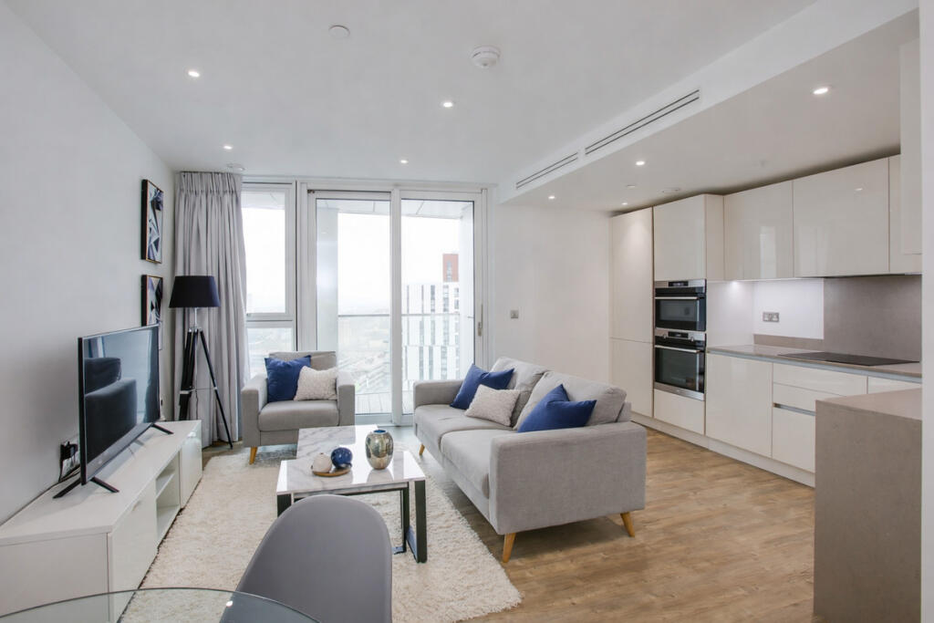 Main image of property: Gladwin Tower, Wandsworth Road, London, SW8