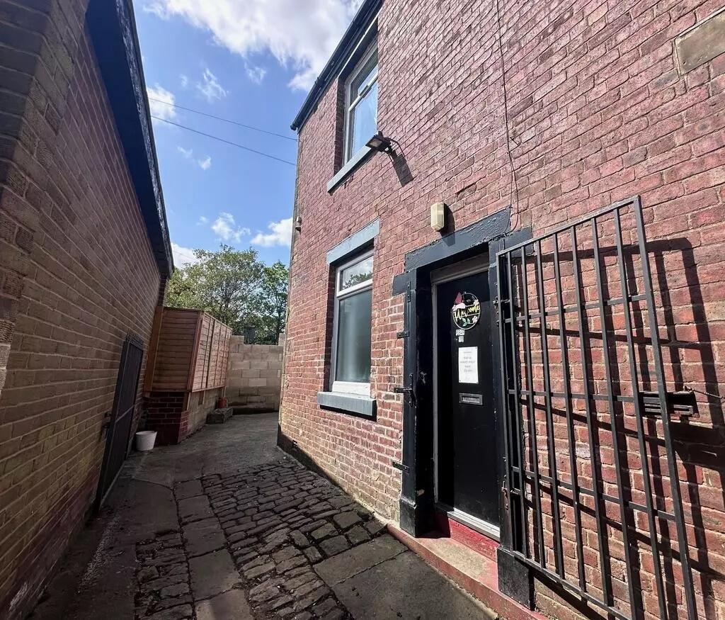 Main image of property: Market Street, Shaw, OL2 8NH