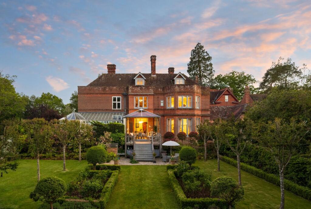 Main image of property: Stockcross, Newbury, RG20