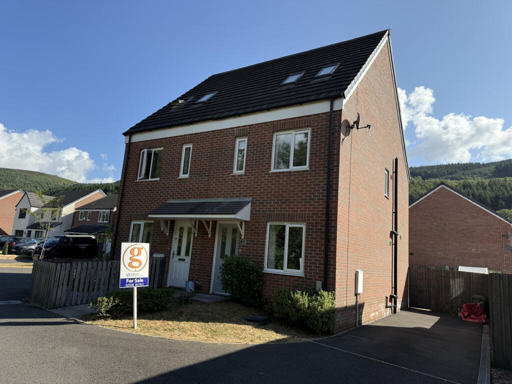Main image of property: Ger Yr Afon, Mountain Ash, CF45
