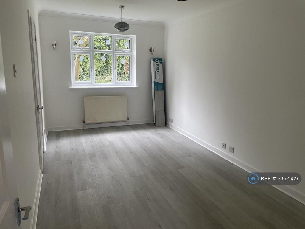 Main image of property: Meridian Court, Croydon, CR0