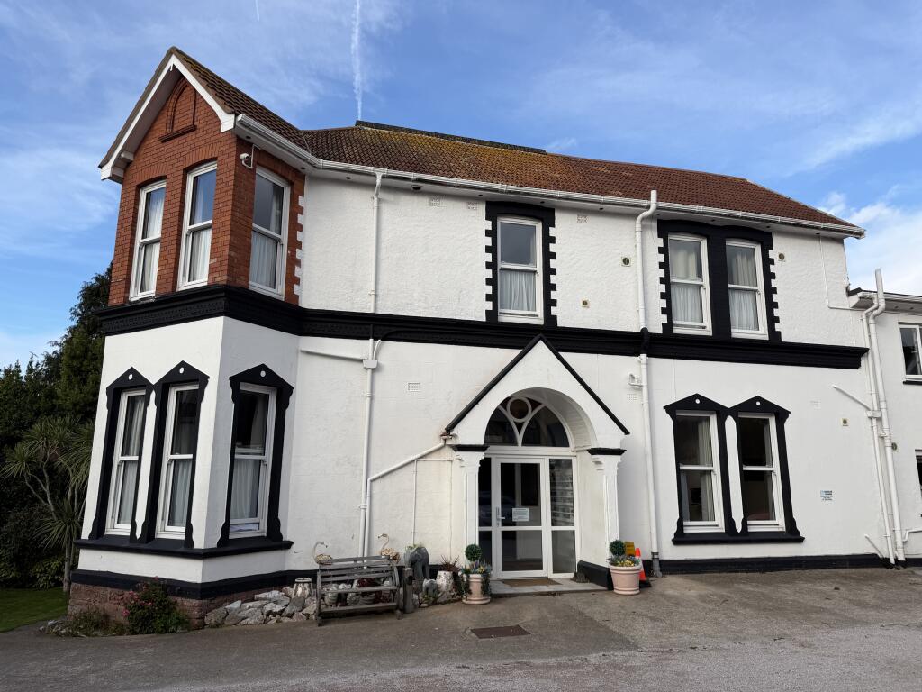 Main image of property: Broadshades Apartments, 9 Saint Andrews Road, Paignton 