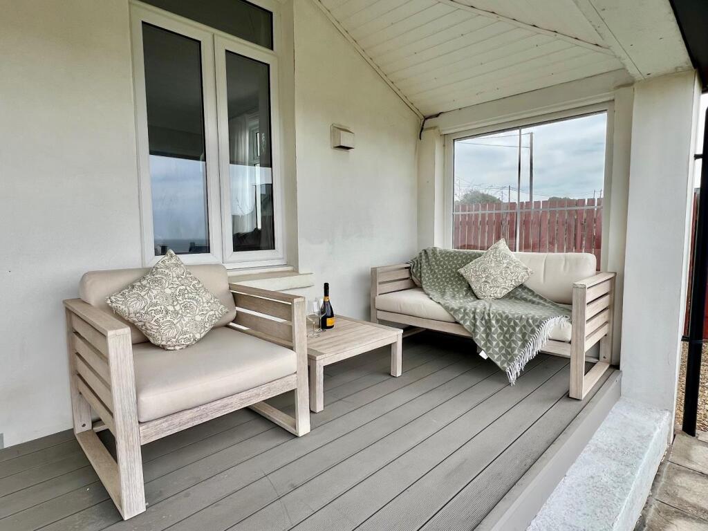 House in Cardiff, Vale of Glamorgan - View 3