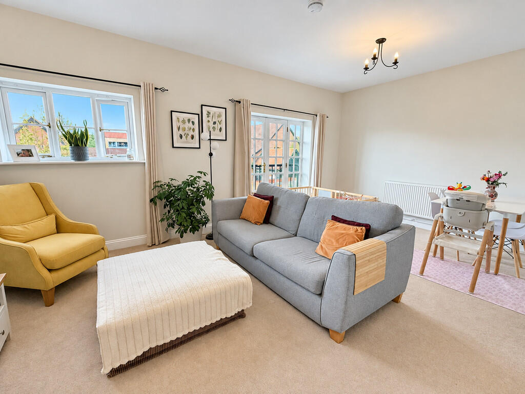 Apartment in Biggleswade, Central Bedfordshire - View 4