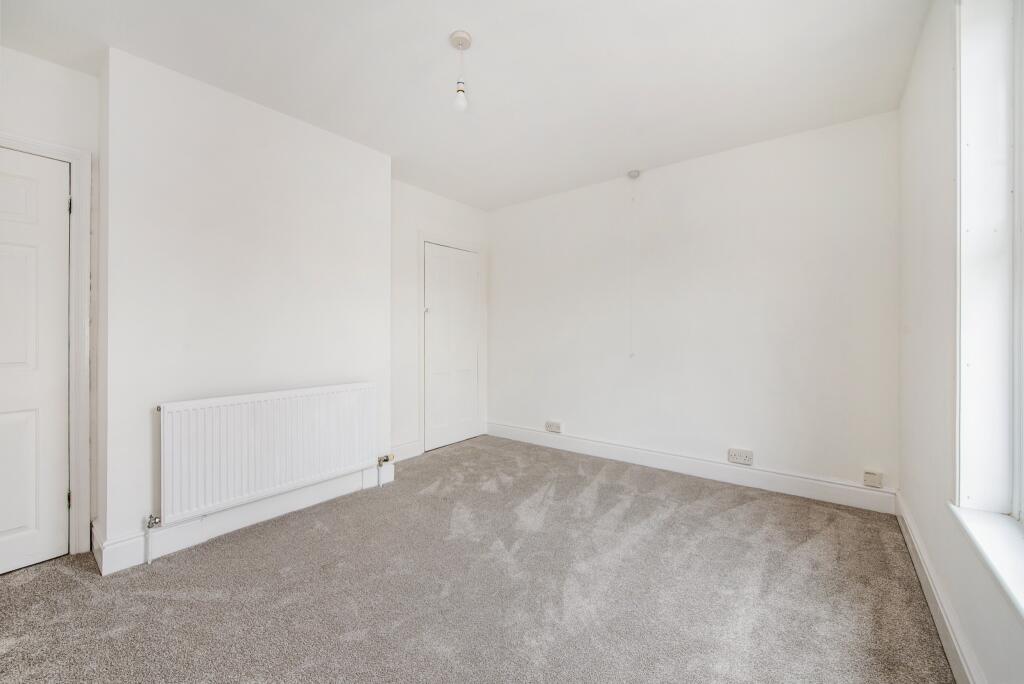House in Portsmouth - View 5