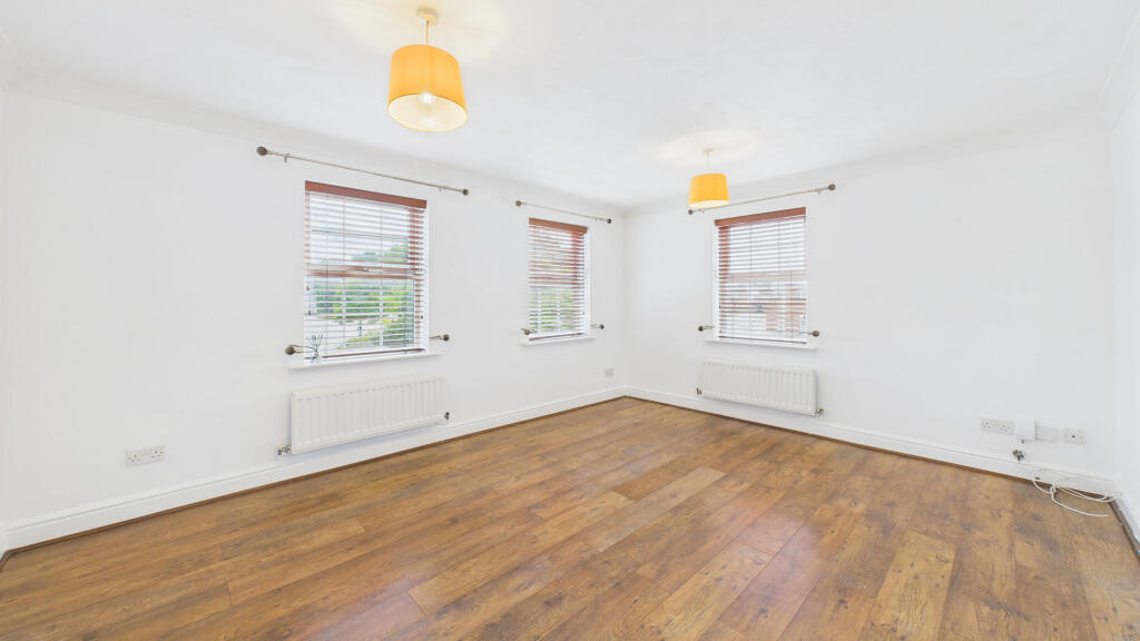 Apartment in Hemel Hempstead, Coldharbour - View 2