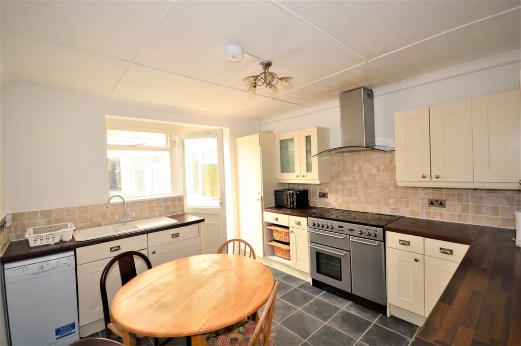 Muscliffe Road, Winton, Bournemouth