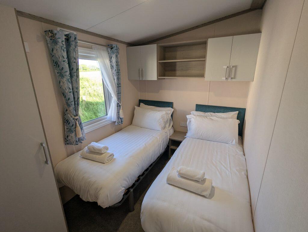 House in Felmoor Holiday Park, Thirston - More