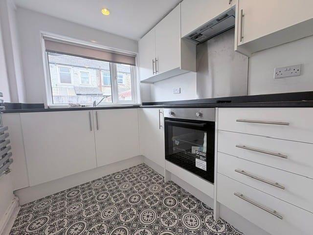 Lyndhurst Road, Burnley, BB10