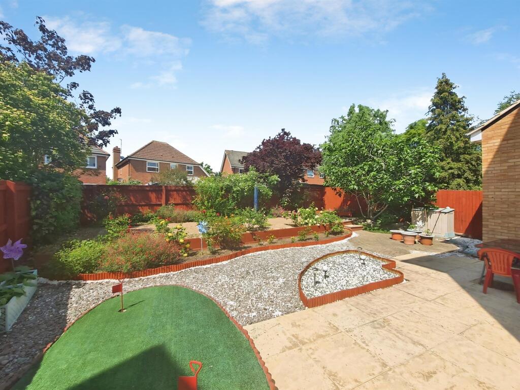 House in Peterborough, Hampton Hargate - View 2