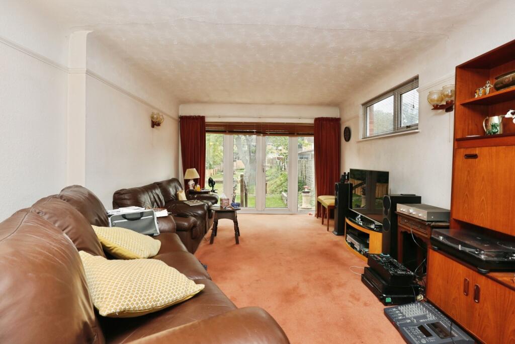 House in Southampton - View 4
