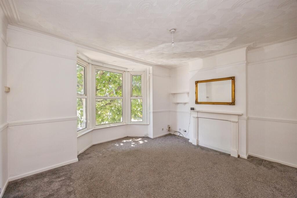 Apartment in Portsmouth - View 4