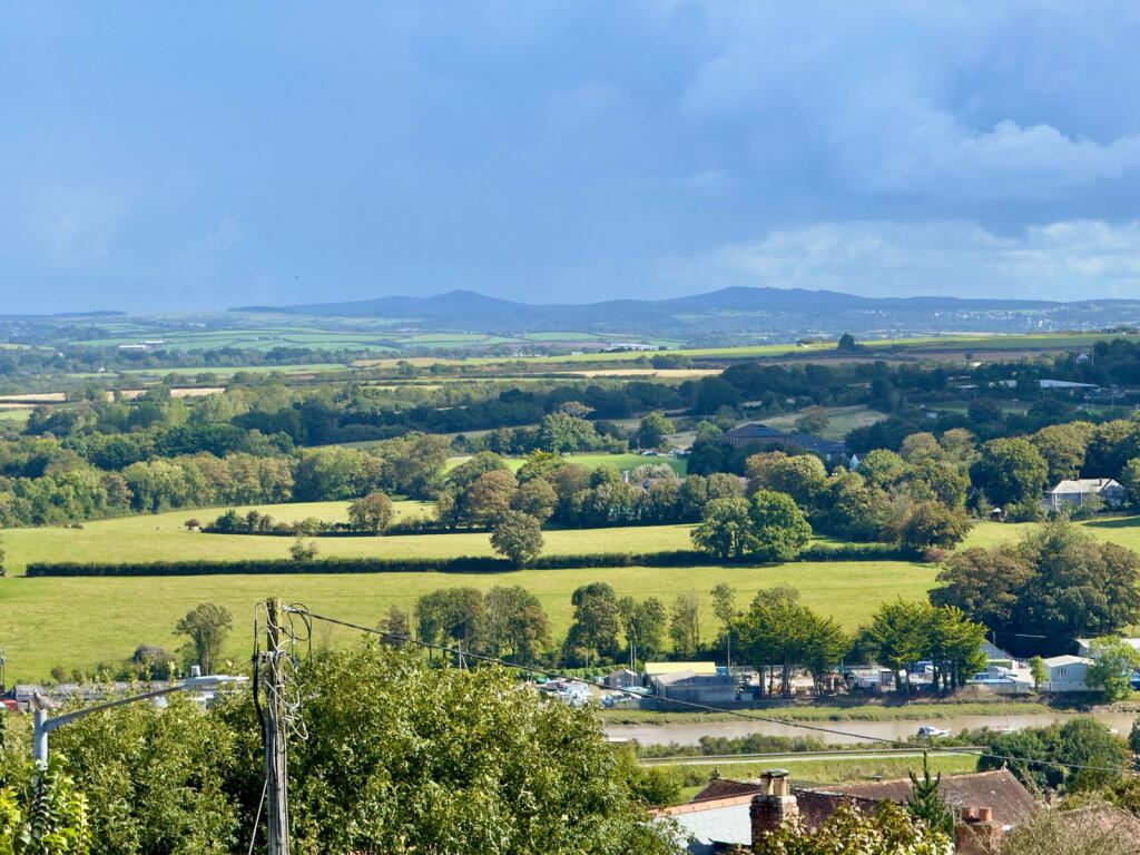 Keston Gardens, Wadebridge, PL27 photo 2