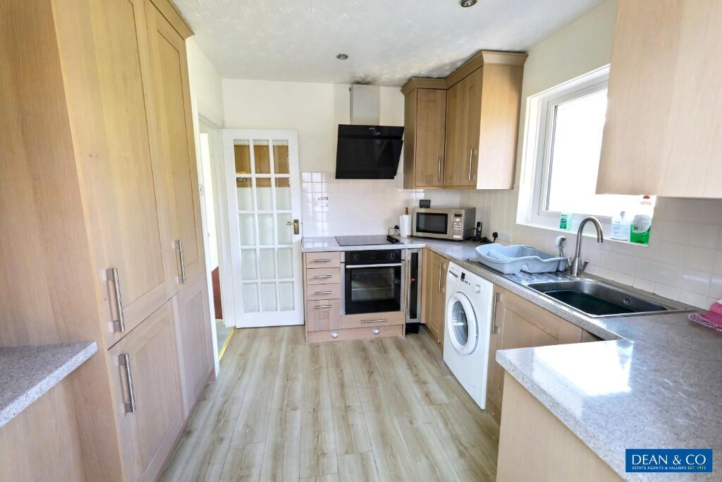 Hangleton Road, Hove, East Sussex, BN3 photo 4