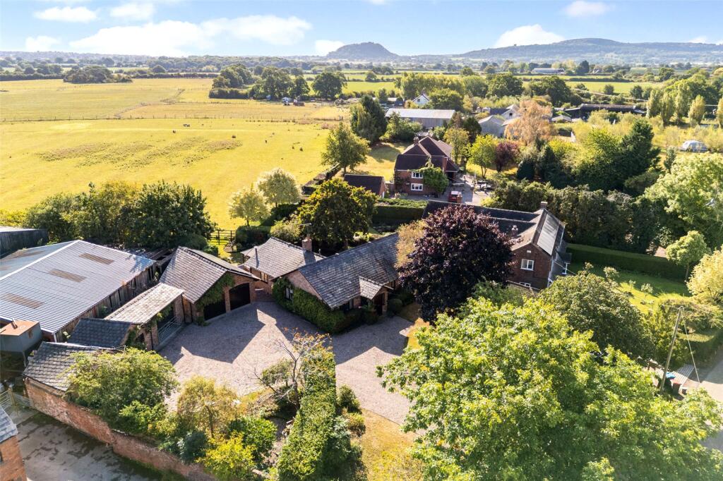 Main image of property: Hoofield Lane, Huxley, Chester, Cheshire, CH3
