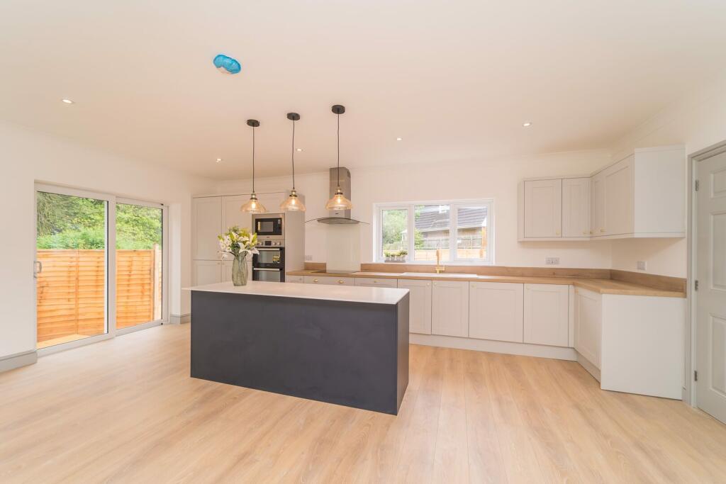 House in Wolverhampton - View 4