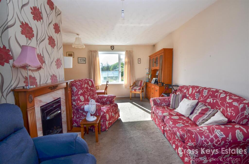 House in Plymouth, Honicknowle - View 4