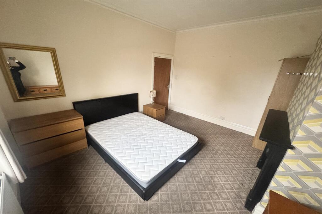 Main image of property: Alma Road, LE10