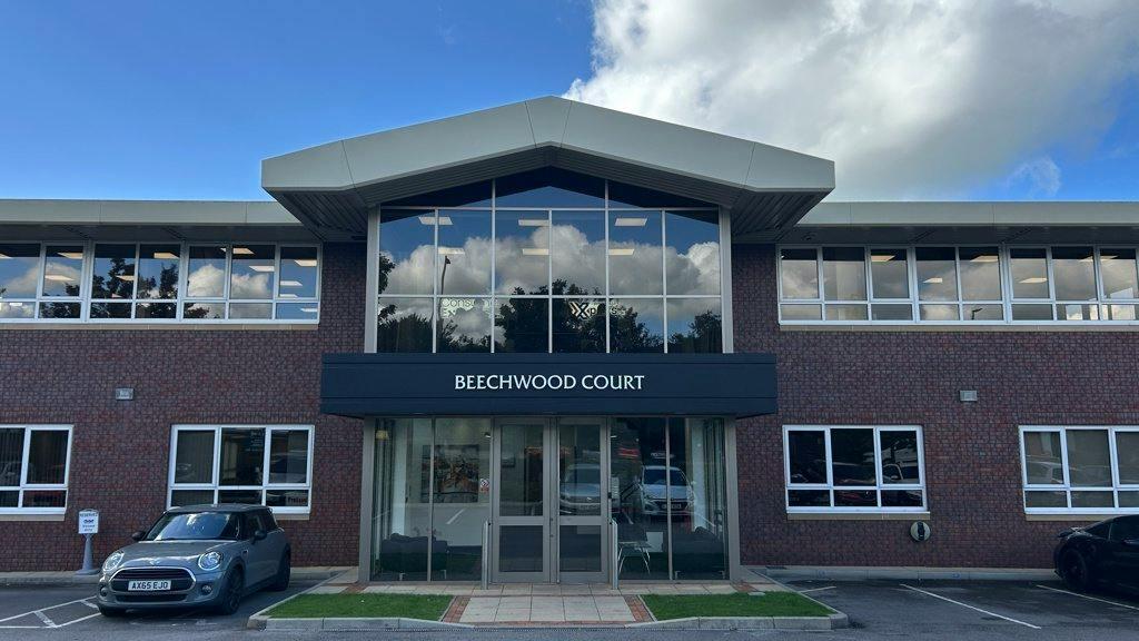 beechwood-court-external-offices-macclesfield-2.jpg