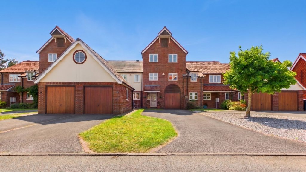 Main image of property: Park Lane, Burton Waters, LN1