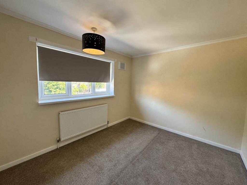 House in Worksop, Prospect Hill - More