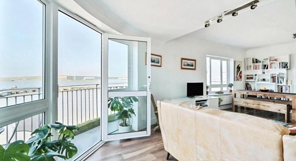 Apartment in Dartford - View 4