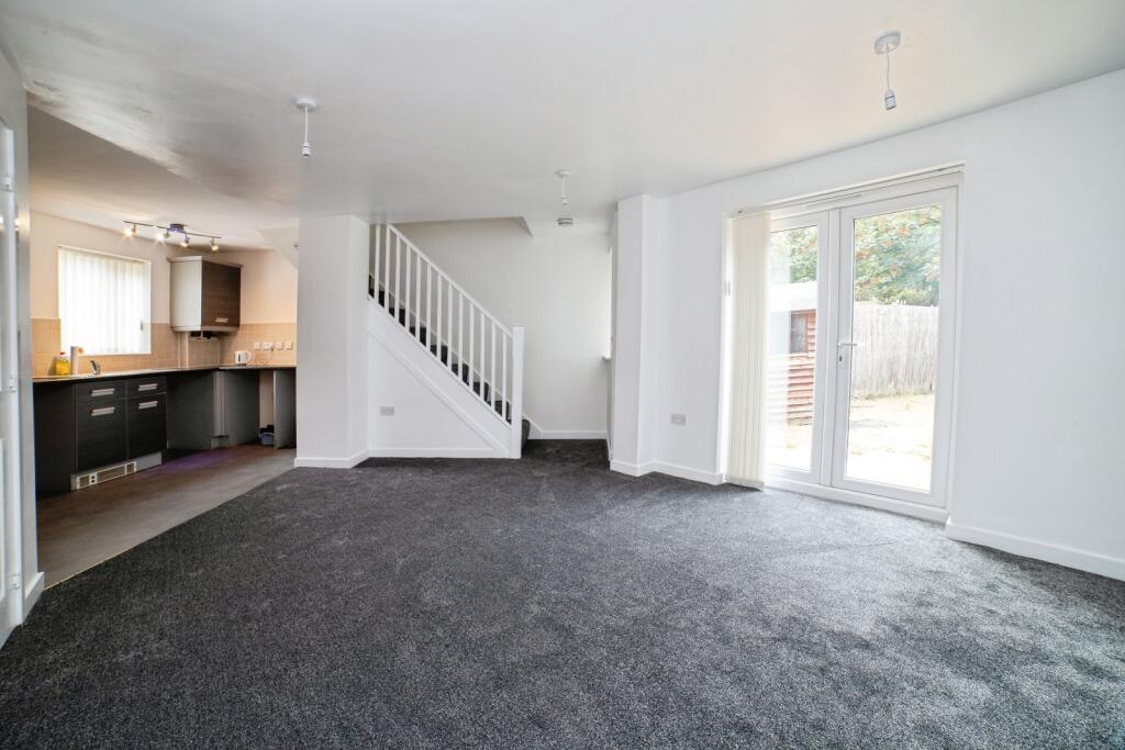 House in Nottingham - View 3