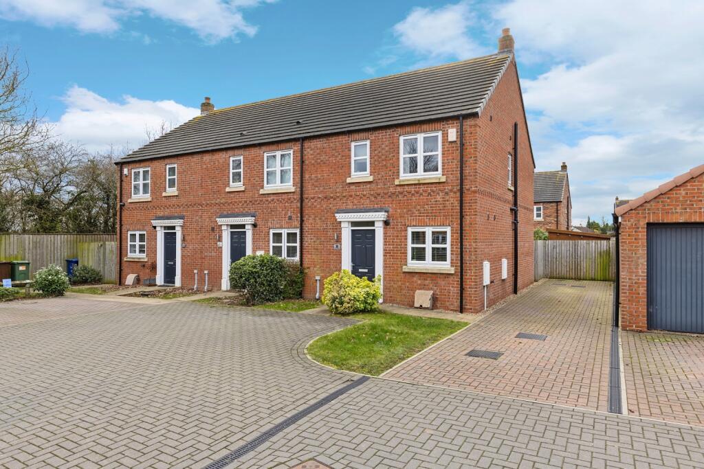 Main image of property: THE HEDGEROWS, EGGBOROUGH, GOOLE, DN14