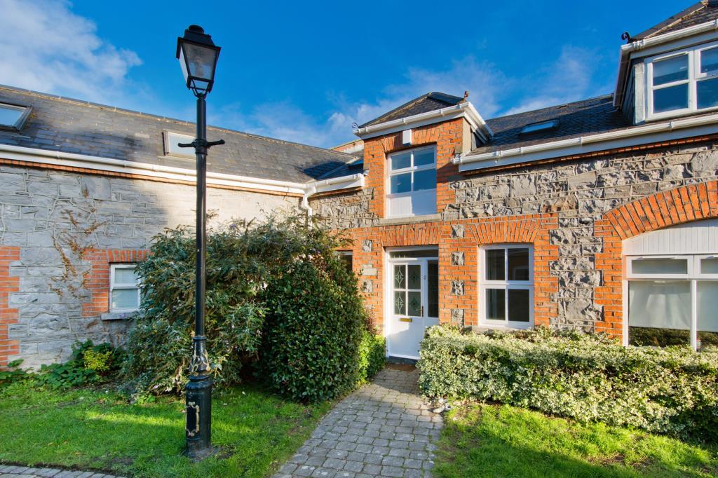 Main image of property: 2 The Farmyard, Kilmainham, Hybreasal, Dublin 8, D08 VW5P