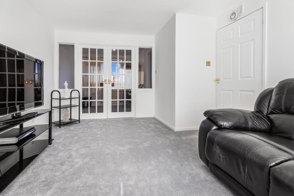 Hill Street, Airdrie, Lanarkshire, ML6 photo 4
