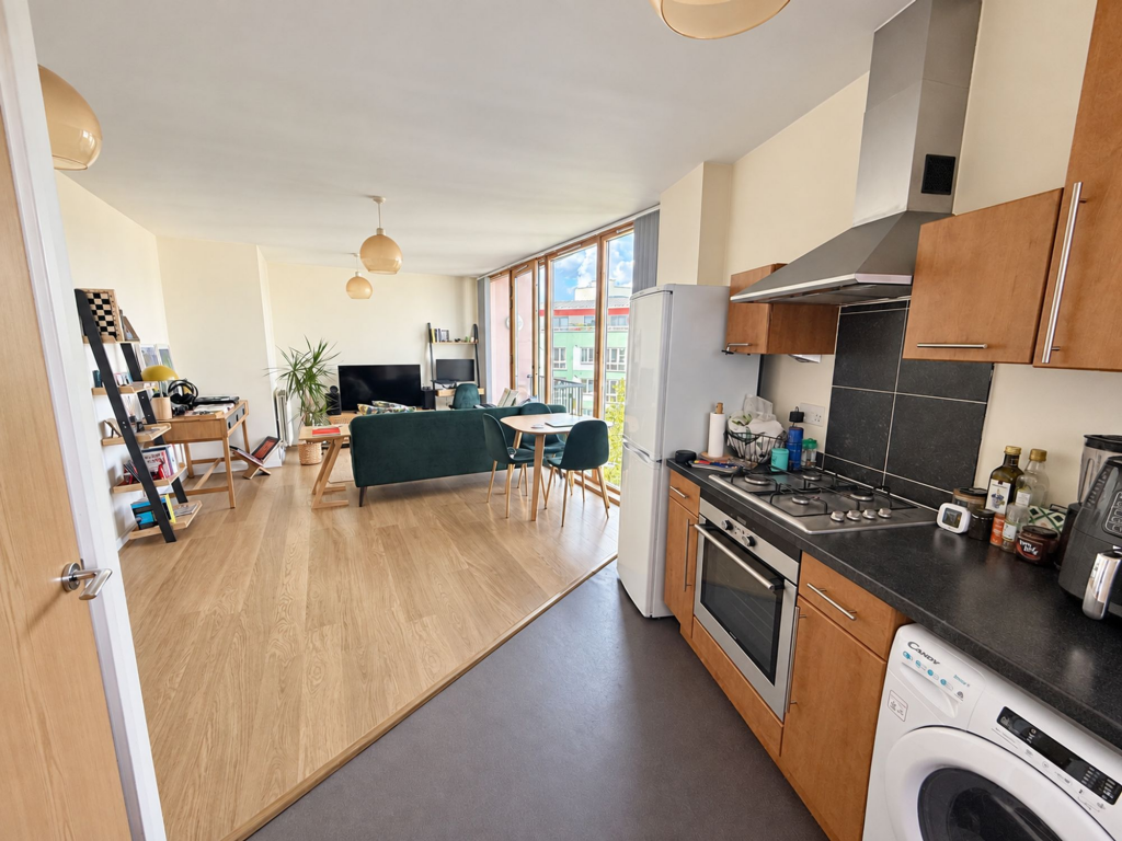 Apartment in Bristol, Canon's Marsh, City Centre - View 3