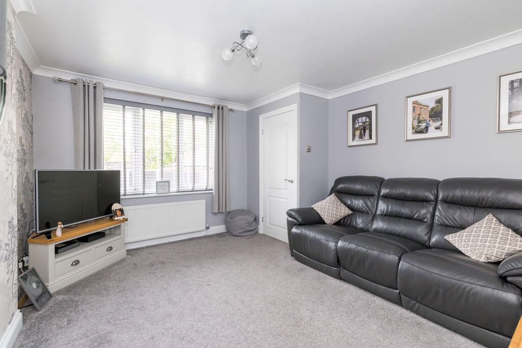Hawkshaw Close, Aspull, WN2 1EJ photo 3