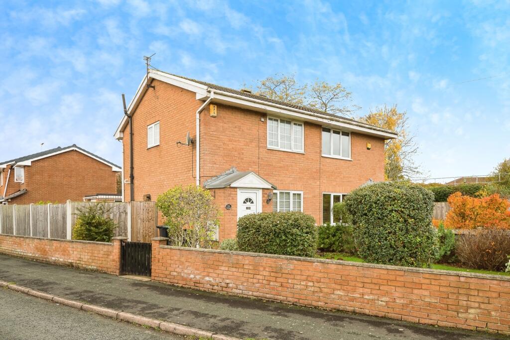 2-bed semi-detached on Shrewsbury Way, Saltney, Chester, Cheshire West and Ches, CH4, £190,000