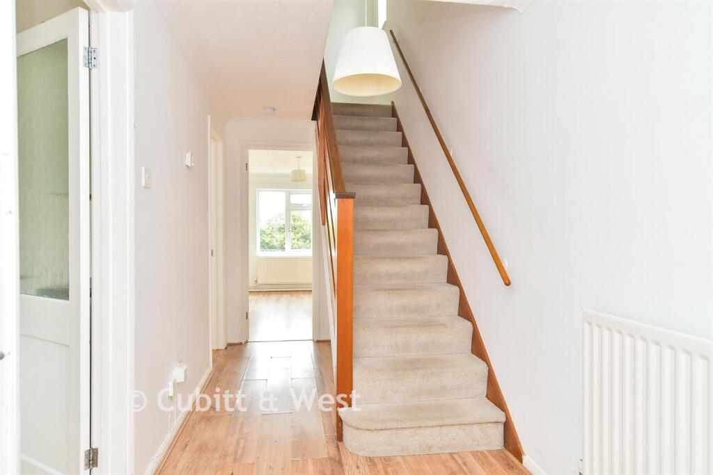 Main image of property: Glynn Rise, Peacehaven, East Sussex