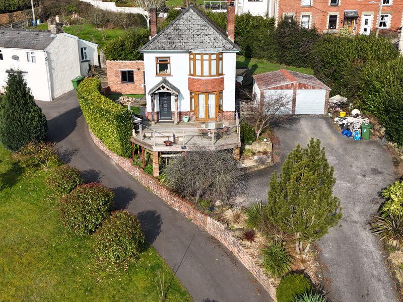3-bed detached on Church Hill, Lydbrook, £450,000