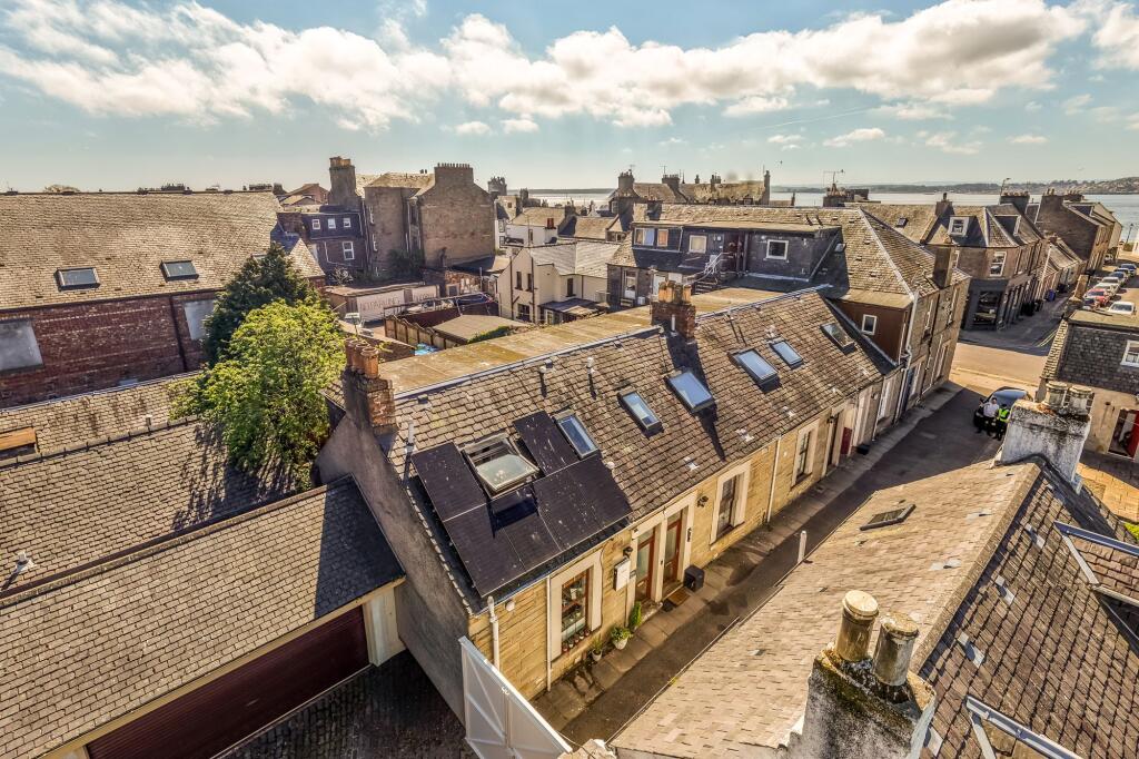 Main image of property: 211a King Street, Broughty Ferry, DD5 2AX