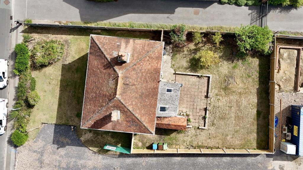 House in Southampton - View 4