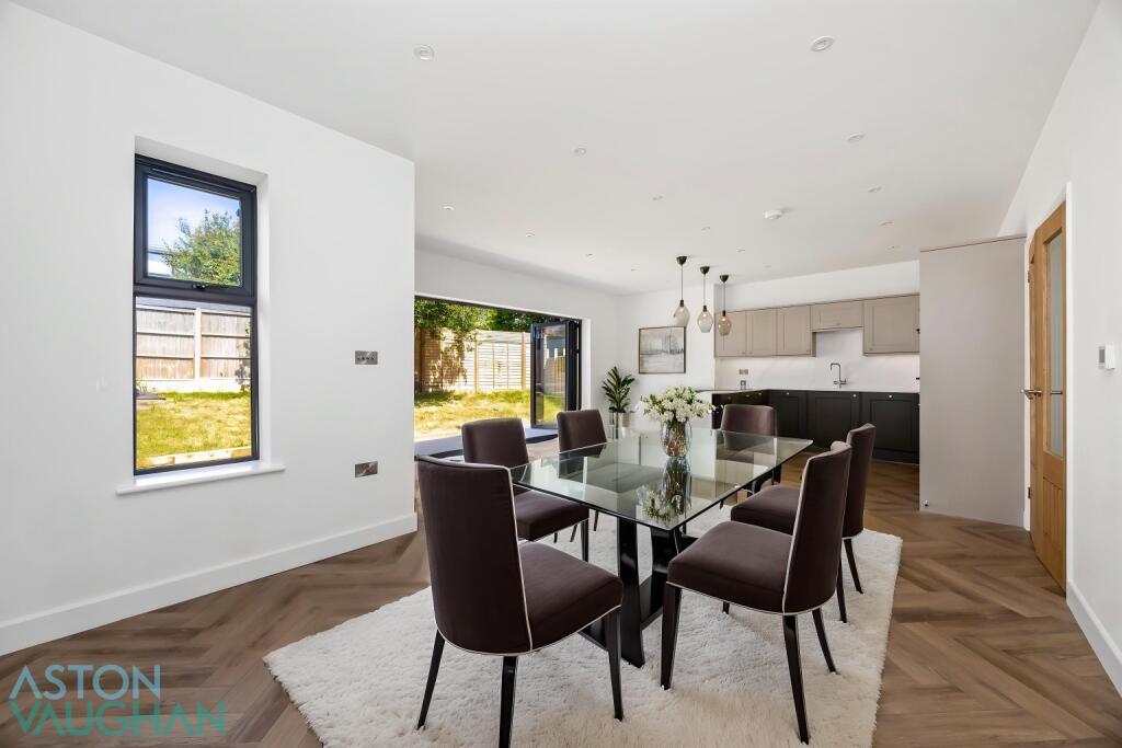 House in Hove, West Blatchington - View 5