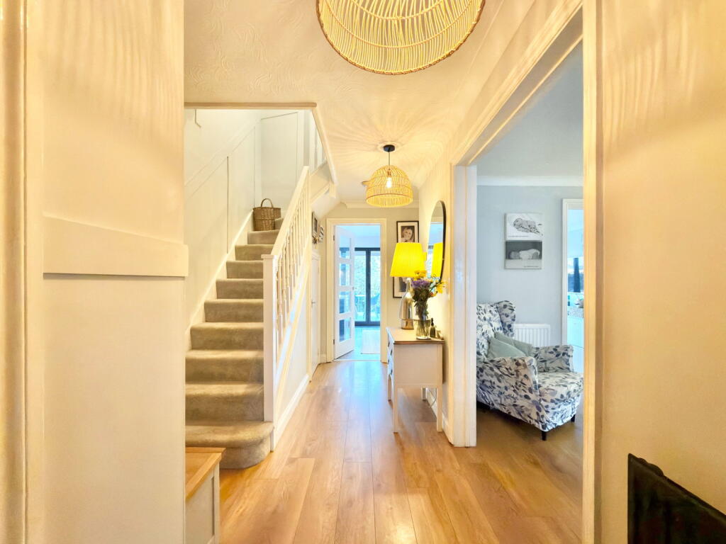 Clos Rhiannon, Thornhill, Cardiff, CF14 9HQ photo 3