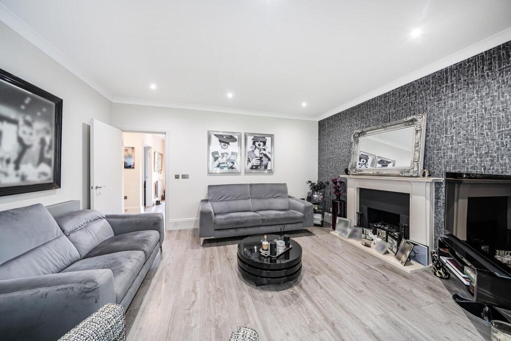 House in Harrow - View 4