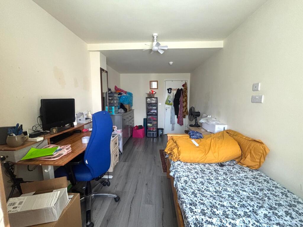 Apartment in Leicester, Latimer - More